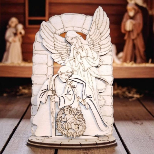 Surowa szopka 3D ze sklejki w świątecznej aranżacji, gotowa do własnoręcznego pomalowania.