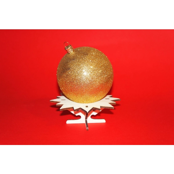 drewniany stojak na bombkę Boże Narodzenie