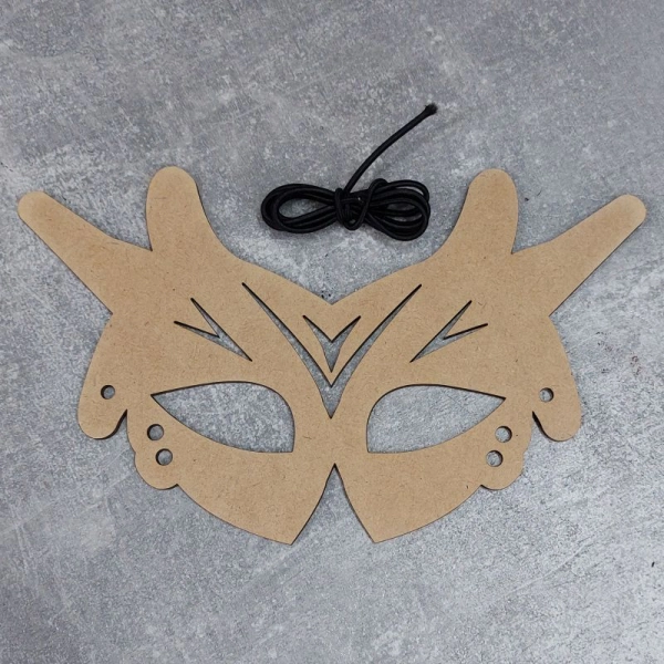 Maska karnawałowa z gumką N6