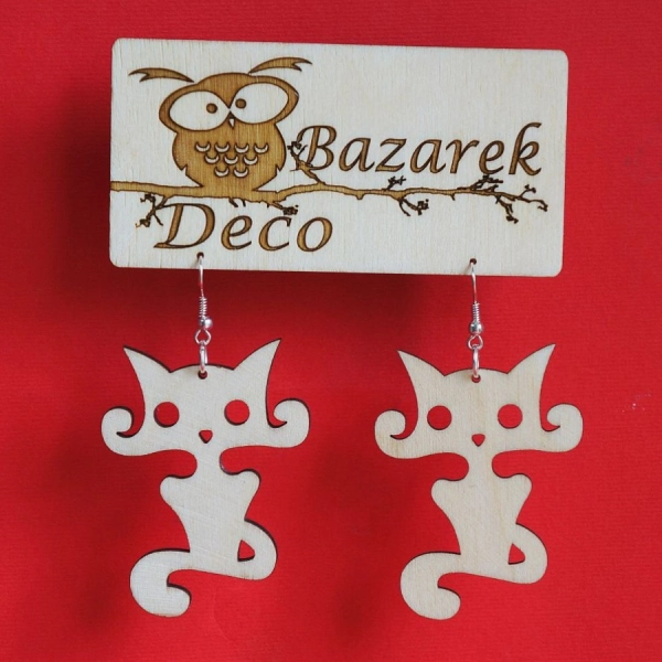 Drewniany kolczyk ażurowy N16