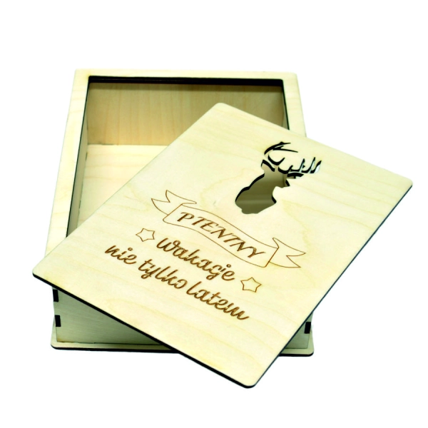 drewniane pudełko z grawerem na zamówienie