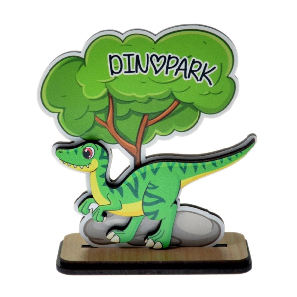 Dinozaur z ozdobnym drzewkiem