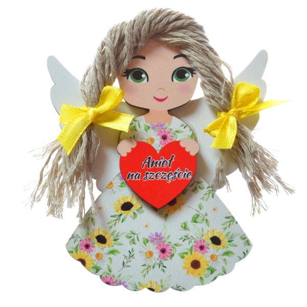 Drewniany magnes aniołek- K2