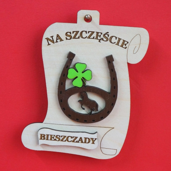 Drewniana pamiątka deska na szczęście podkowa pamiątka regionalna