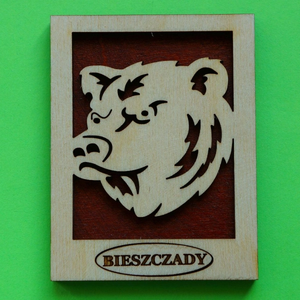 Magnes "ramka z głową niedźwiedzia"