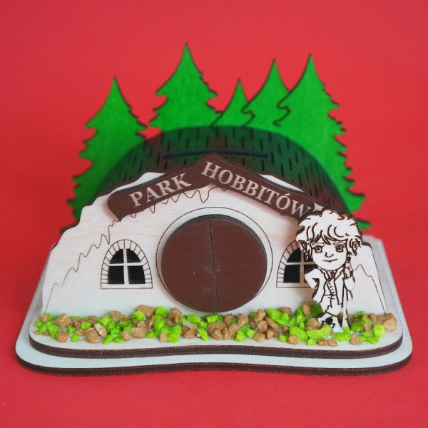 domek hobbita skarbonka drewno