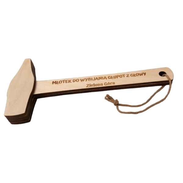 Drewniany młotek do wybijania głupot z głowy