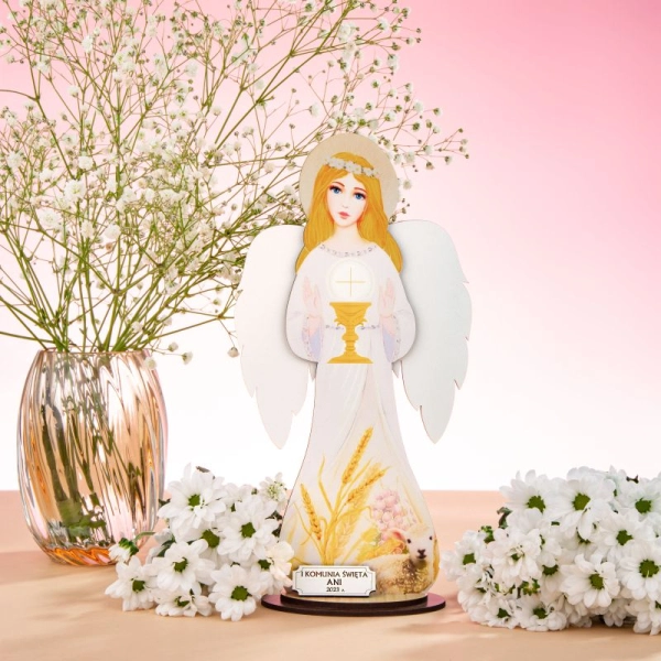 Aniołek dla dziewczynki – okolicznościowa pamiątka Pierwszej Komunii