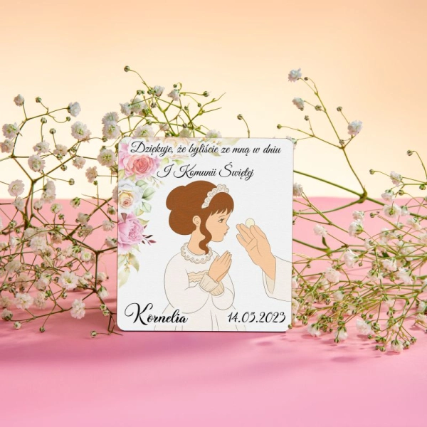 magnes komunijny z dziewczynka