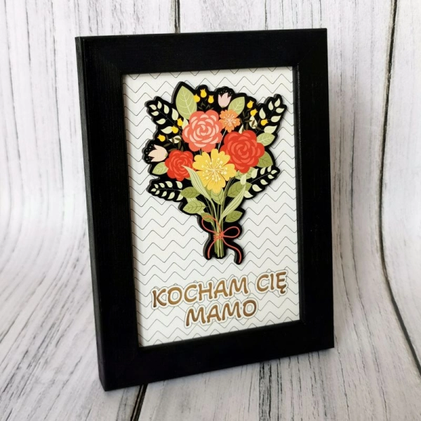 Ramka z kwiatami i dedykacją dla mamy