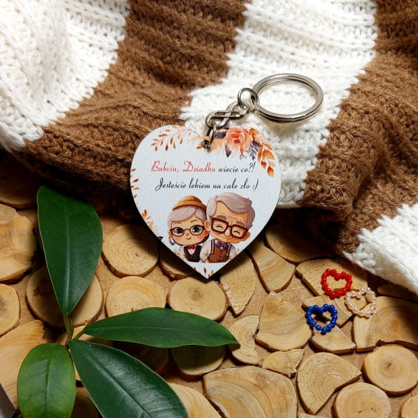 Prezent dla Babci i Dziadka- kolorowy brelok N1